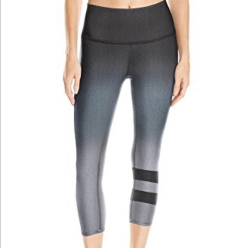 ALO Yoga 3/4 Yoga Pant
